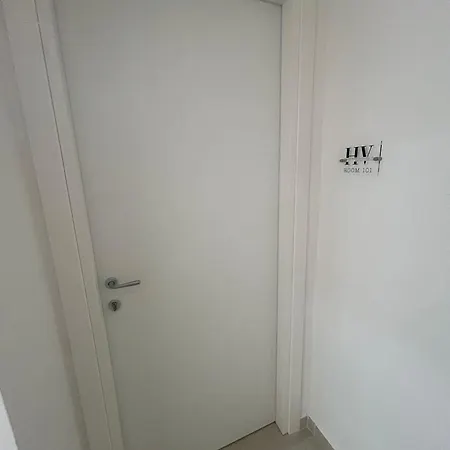 Luxury Carbonara 95 Neapel